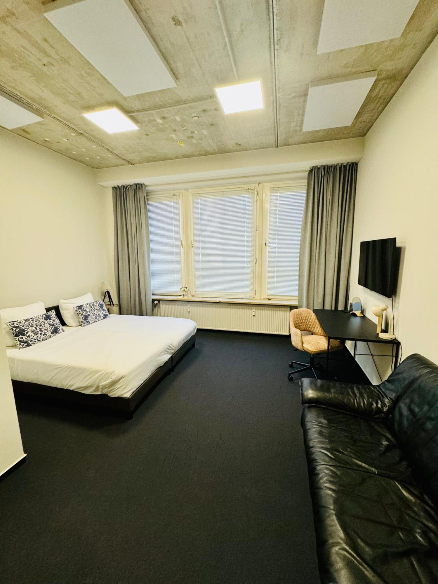 Elbapartment 29 Qm Mit Eigenem Badezimmer Hamburgo Exterior foto